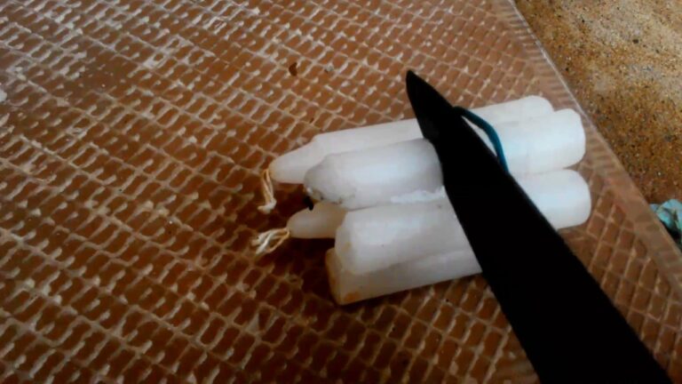 como cortar una vela por la mitad