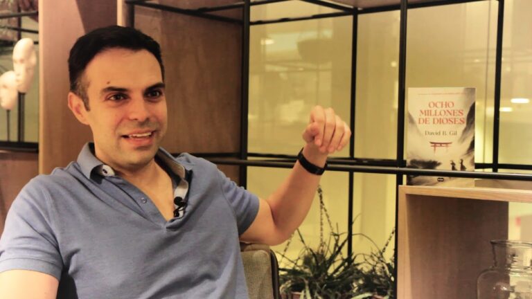david b gil ocho millones de dioses
