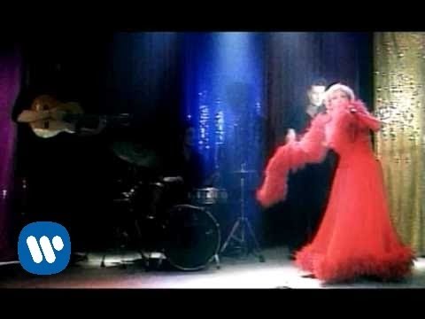 el mundo me parece mas amable mas humano menos raro