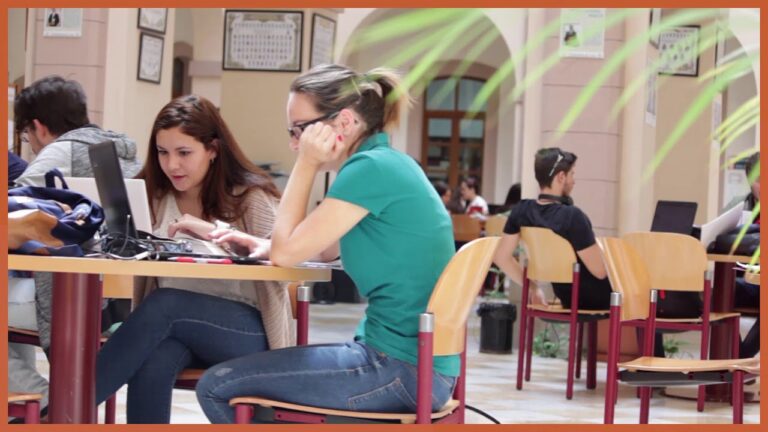 facultad de filosofía y letras de la universidad de cádiz