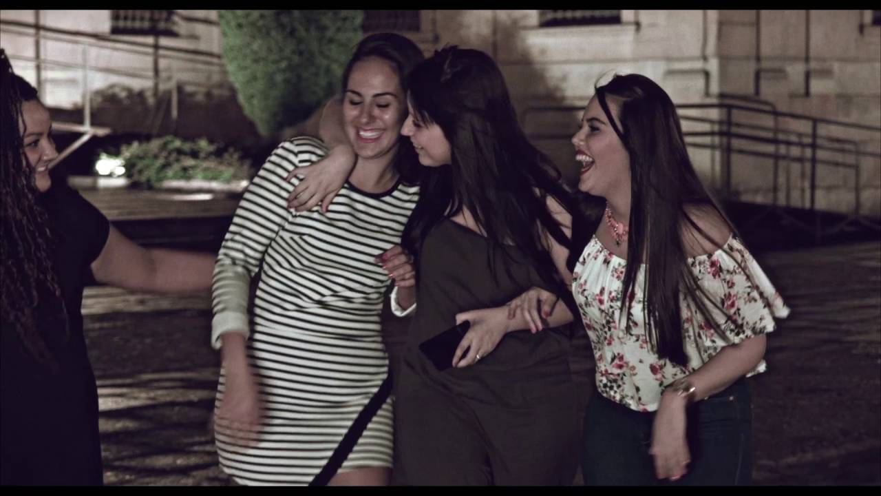 me ha dicho la luna que no quiere verme