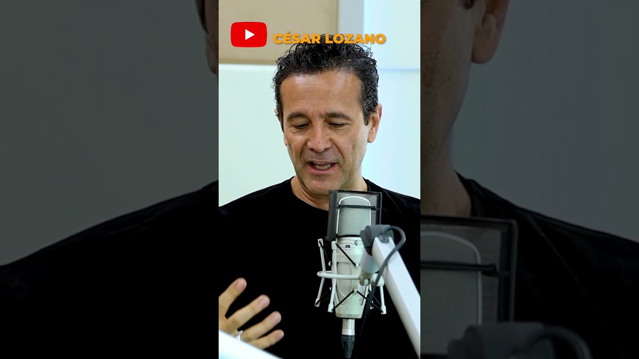 que obra o tiene virtud de obrar