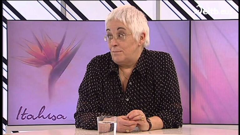 toti martinez de lezea llanto en la tierra baldia